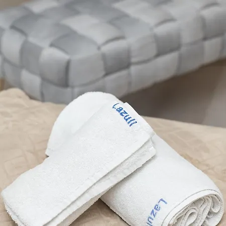 Lazuli & Pool 501 شقة *