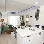 Apartamento Lazuli & Pool 501 *