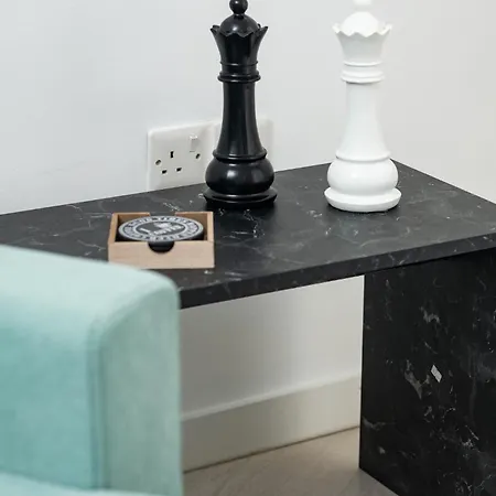 Lazuli & Pool 501 * Larnaca