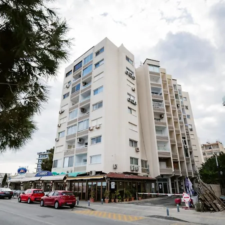 Lazuli & Pool 501 * Larnaca